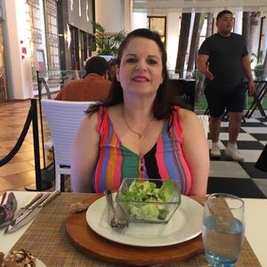 Meet your Posher, Sharold